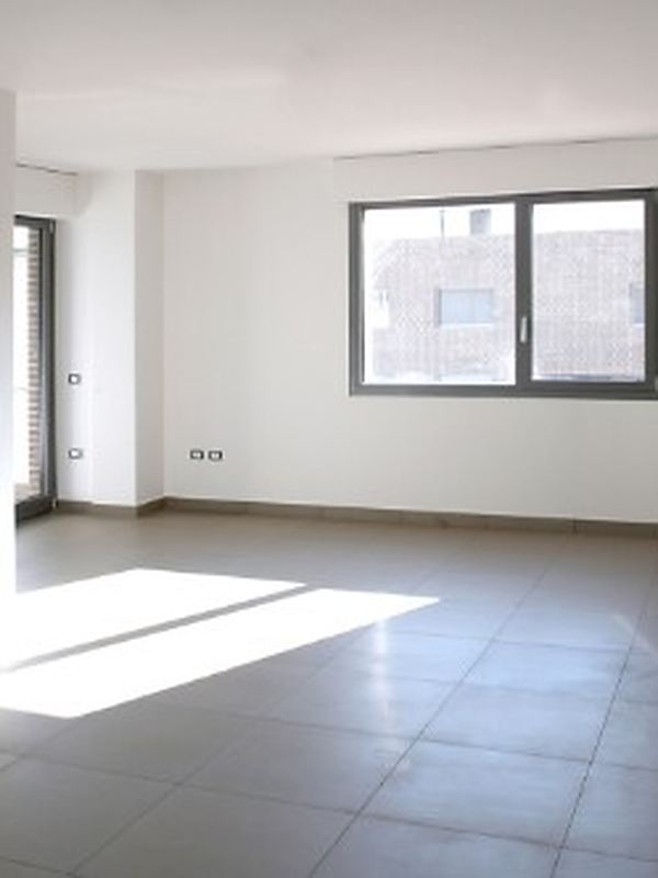 Después del vaciado: piso completamente vacío y limpio, listo para entregar llaves